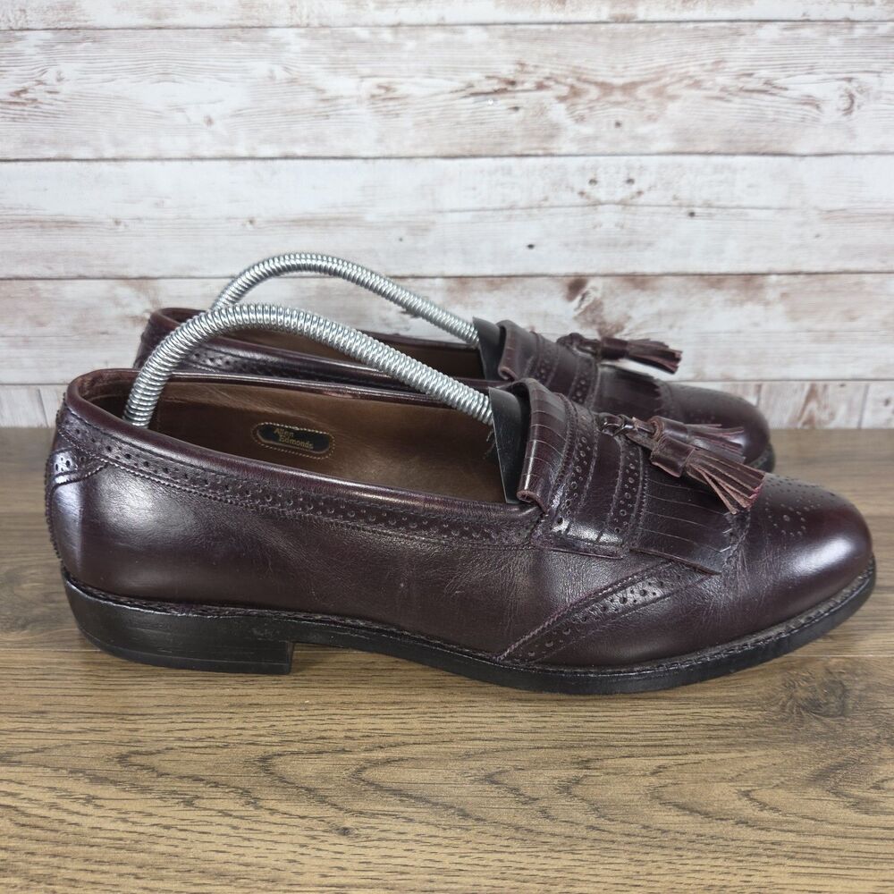Allen Edmonds Men's Bridgeton Size 9.5 Burgundy Brogue Leather Tassel  Loafers